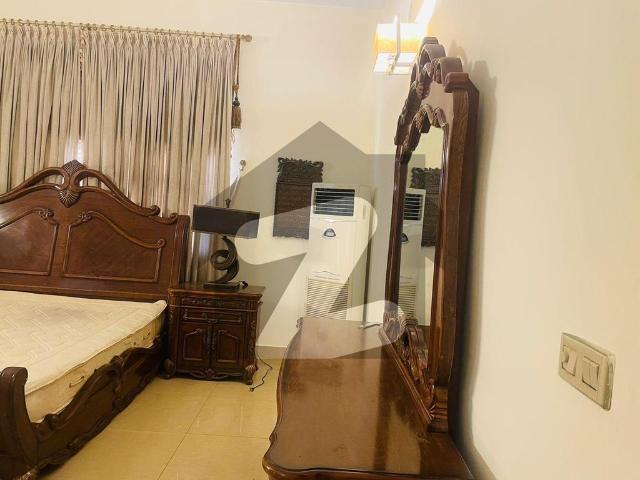 Bungalow For Rent DHA Phase 8