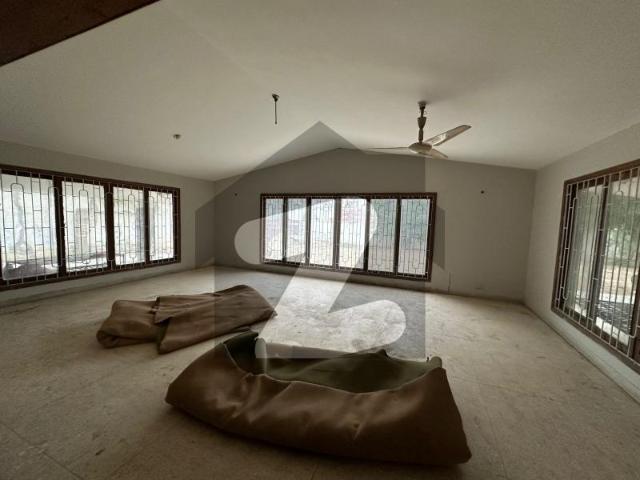 Bungalow For Rent Giziri Boulevard Gizri