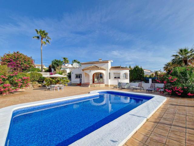 Bungalow for rent in Benitachell / Benitatxell, Alicante