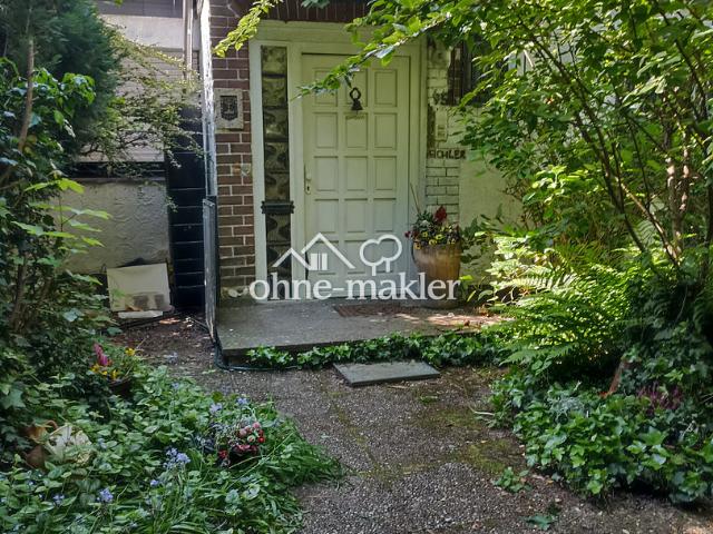 Bungalow Frankfurt Niederursel, zusätzlich ein Baugrundstück, eine besondere Lage ab 980.000, €