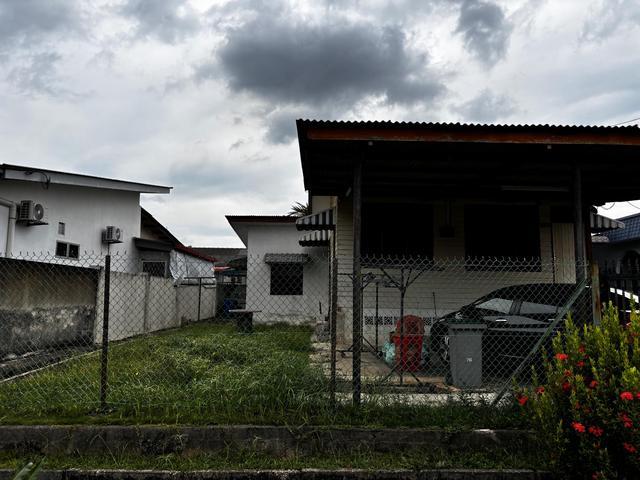 Bungalow house
