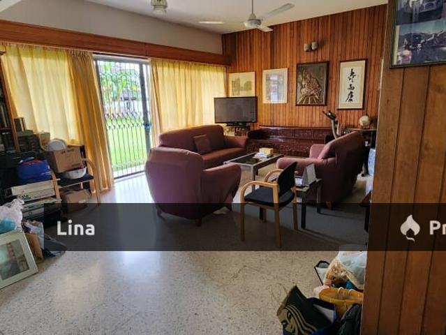 BUNGALOW HOUSE WITH HUGE LAND IN SS2 PETALING JAYA