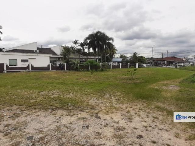 Bungalow House with Land for Sale, Ampangan Seremban