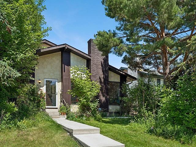 Bungalow House For Sale In Cedarbrae
