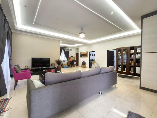 Bungalow House Renovated Bandar Seri Impian Kluang Built Up Luas