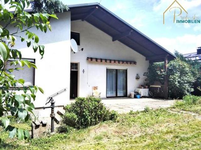 Bungalow in Kobersdorf: 5 Zimmer, Terrasse und viel Grün