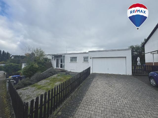 Bungalow in Lebach: ruhig gelegenes Zuhause mit Garten, Sauna und Garage