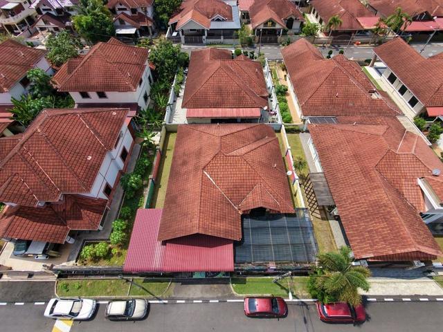 Bungalow Luas Single Storey Taman Yayasan Segamat For Sale