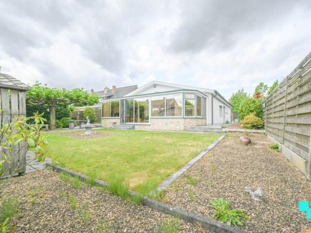 Bungalow met tuin in Harelbeke