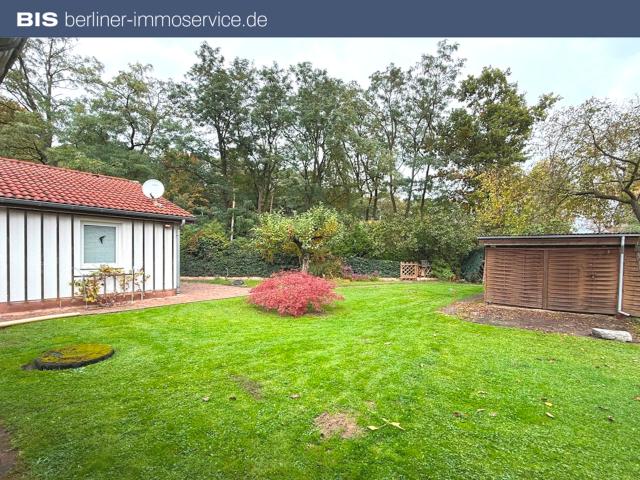 Bungalow mit genehmigungsfähigem Anbau – bis ca. 130 m² Wfl. / 4 6 Zimmer
