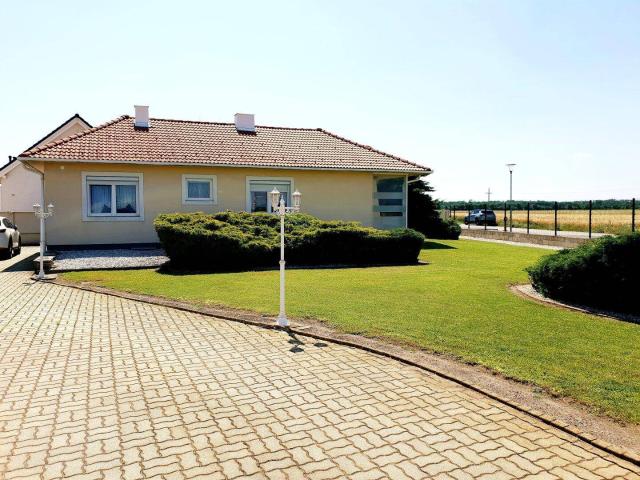 Bungalow mit großem Garten zu verkaufen!