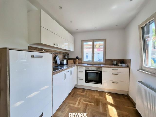 Bungalow mit Zwei Wohneinheiten