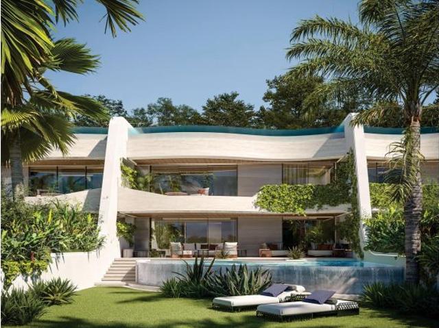 Bungalow Planta Baja en Venta en Marbella, Málaga