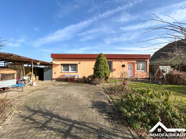 Bungalow – ruhige Lage mit Erbbaurecht Grundstück kann gekauft werden!
