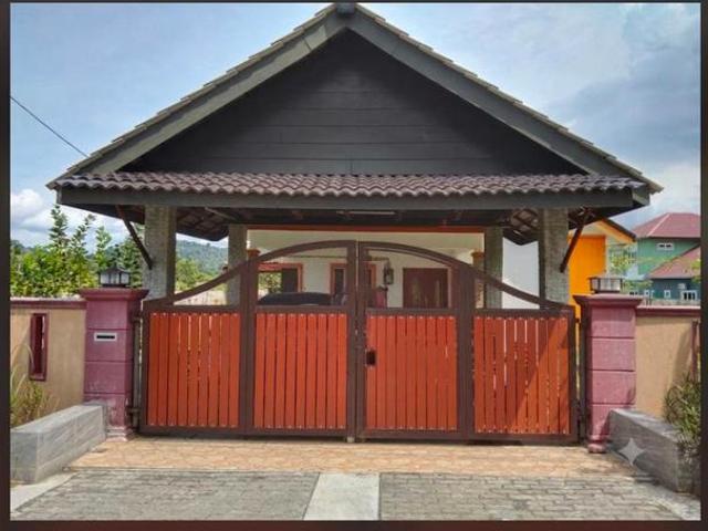 Bungalow Setingkat kampung Jenderam Hulu Dengkil