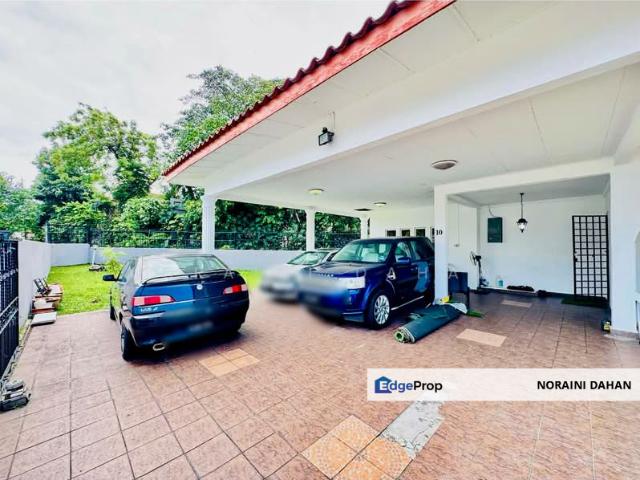 Bungalow SS3 Kelana Jaya