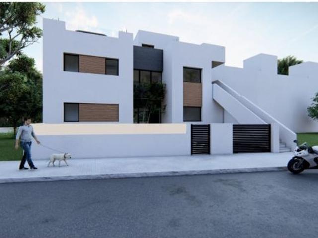 BUNGALOWS DE 2 Y 3 DORMITORIOS 2 Y 3 BAÑOS, GARAJE, PISCINA COMUNITARIA EN PILAR DE HORADADA