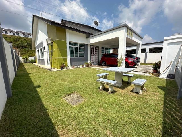 BUNGALOWTaman Bukit Senawang PerdanaFREEHOLDRENOVATEDGATEDGUARD