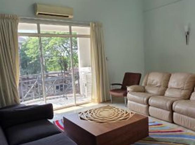 Bungaraya Kondominium, Saujana Subang