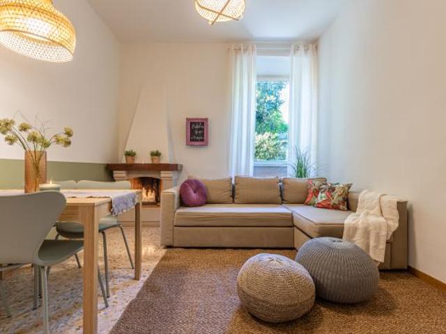 Bubbles Home a P.za Trilussa in Trastevere
