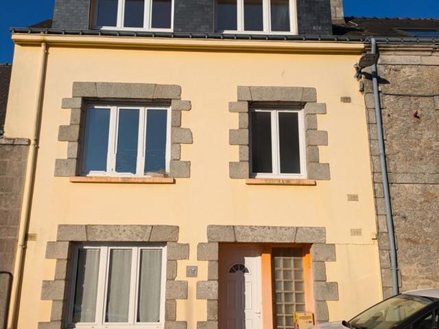 BUBRY GRANDE MAISON EN BON ETAT GENERAL DE 170M² ENVIRON 7 PIÈCES SUR PARCELLE DE 2718 M²