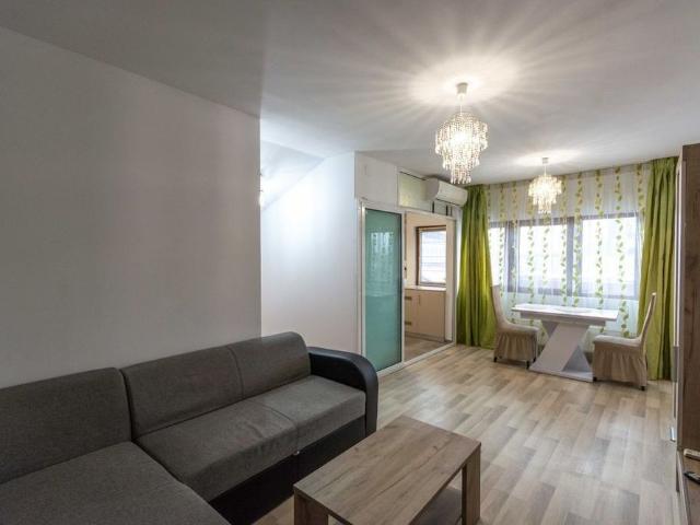 Bucurestii Noi Chitila Ap 3 camere la curte, terasa, co.