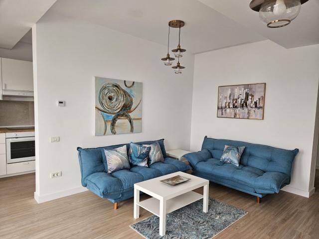 bucurestii noi damaroaia, 3 camere, prima inchiriere, garaj