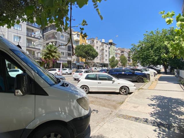 Buca Menderes Mah.de Buca Belediyesi Yakını 2+0 60m2 Ayrı Mutfak Eşyalı Klimalı Kiralık Daire