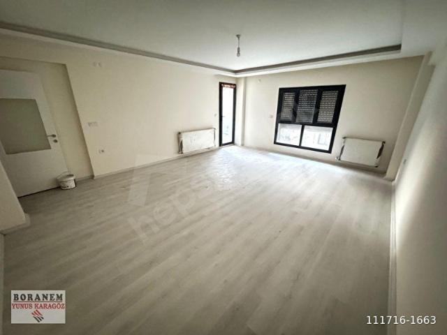 BUCA MERKEZDE SİFİR LÜKS ARAKAT ASANSÖRLÜ EBEVYN BANYOLU SATİLİK DAİRE