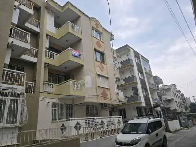 Buca Barışı Mh 3+1 155 M2 Ara Kat Dogalgazlı Satılık Daire