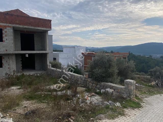 Buca Belenbaşı Köyünde Dublex Müstakil Ev