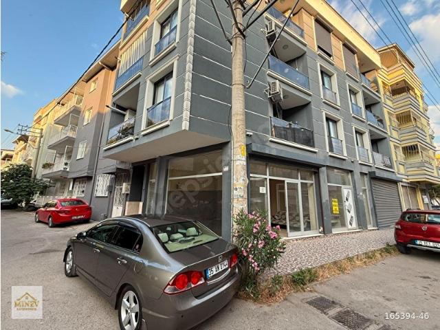BUCA FIRAT DA KİRALIK KÖŞE DÜKKAN