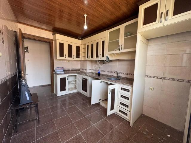 Buca Göksu Mah. İzban Dibi Balkonlu Teraslı 120 M2. 2+1 Daire