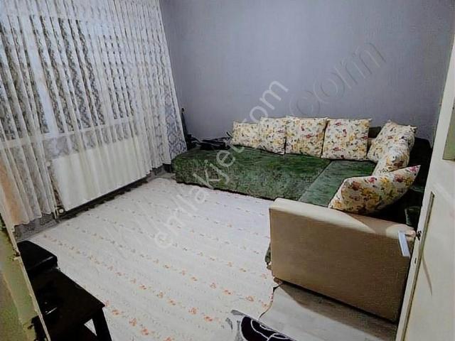 Buca Göksu Mah. Satılık Bakımlı Geniş 2 Katlı Müstakil Ev