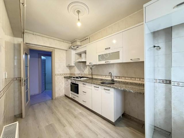 Buca Hasanağa Bahçesi Kiralık 2+1 Daire