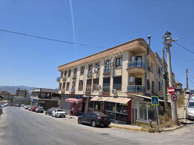 Buca Hasanağa Parkı Yakını Eşyalı Balkonlu 2+0 Kiralık Daire