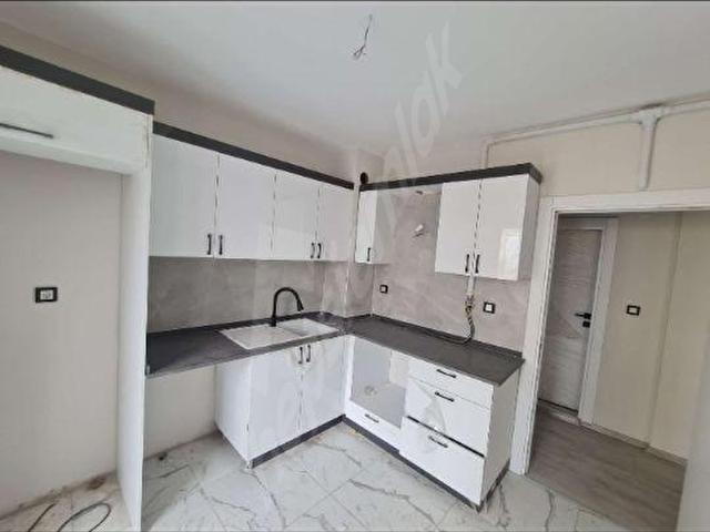 BUCA İNÖNÜ' DE SIFIR TERASLI 2+1 KAPALI MUTFAK SATILIK DAİRE