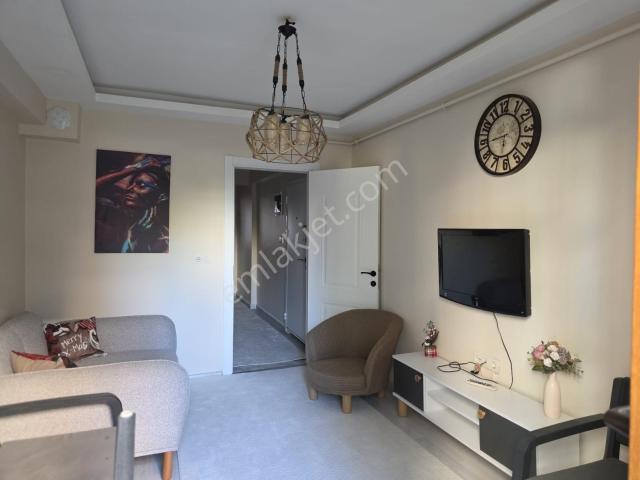 Buca Kuruçeşme Mah Full Eşyalı Bahçeli 1+1 Satılık Daire