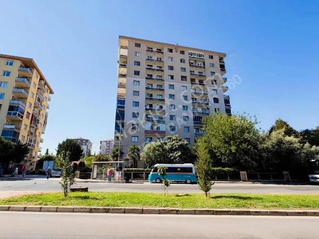 Buca Kızılkanat Sitesi 150m² 3+1 Satılık Arakat Daire