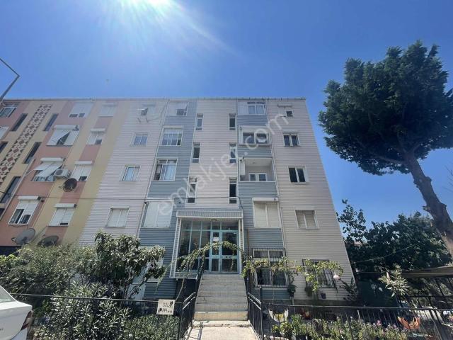 Buca Karanfil Mah Cift Cephe Arakat Kap Mutfak 2+1 Kiralık Daire