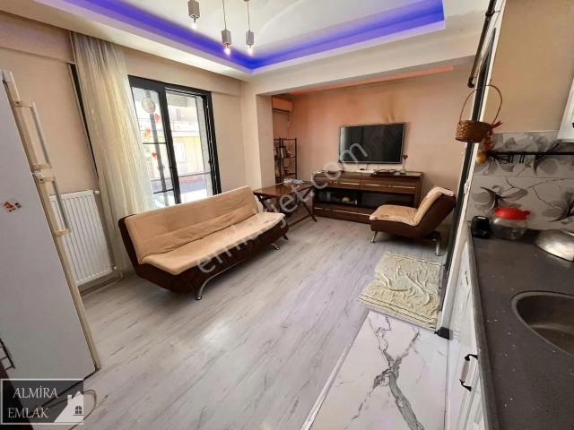 Buca Kozağaç Mahallesinde 2+1 85m2 Full Eşyalı Kiralık Daire