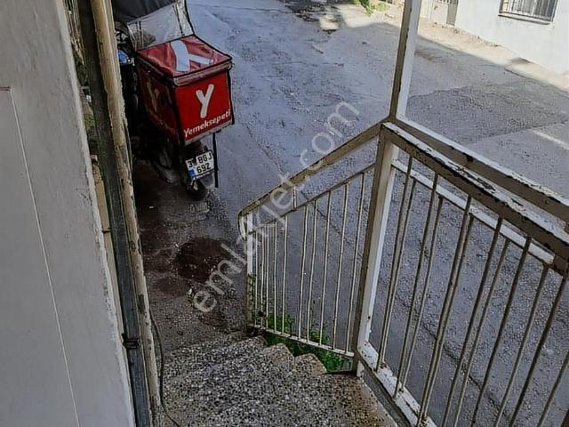 Buca Kozağaç Mahallesinde 2+1 Kapalı Mutfak Satılık Daire