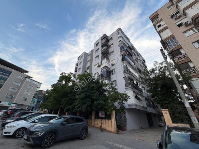 Buca Turyap'tan Merkezi Lokasyonda Site İçi 3+1 Kiralık Daire