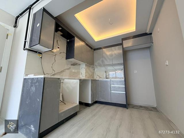 Buca Üçkuyular Meydan Yakını,2+1 Sıfır Daire ESNAFOĞLU'ndan.