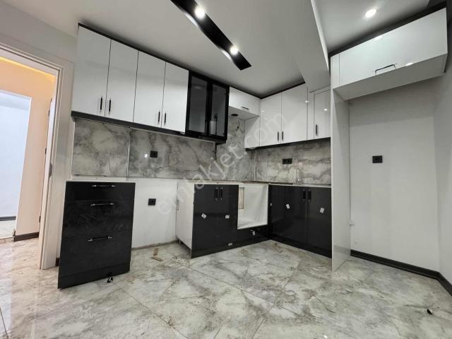 Buca Y.bağlar Mah. 2+1 86 M2. D.gazlı Arakat Satılık Daire