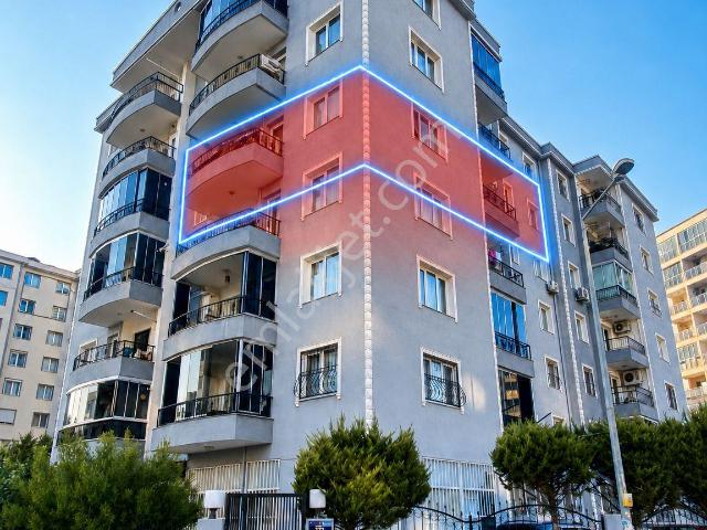 Buca Yenigün Mah Kolej Yakını Site İçi Manzaralı 3+1 Köşe