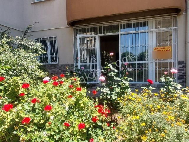 Buca Yenigün Mahallesinde Site İçinde Kiralık