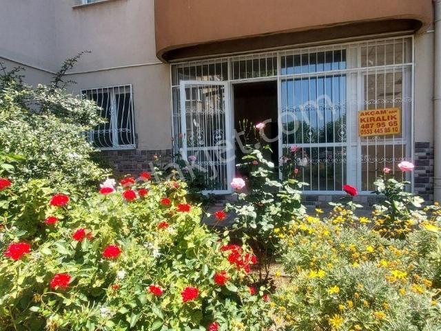 Buca Yenigün Mahallesinde Site İçinde Kiralık Dükkan