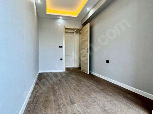 BUCAKARAAĞAÇ MEYDANDA SATILIK DAİRE