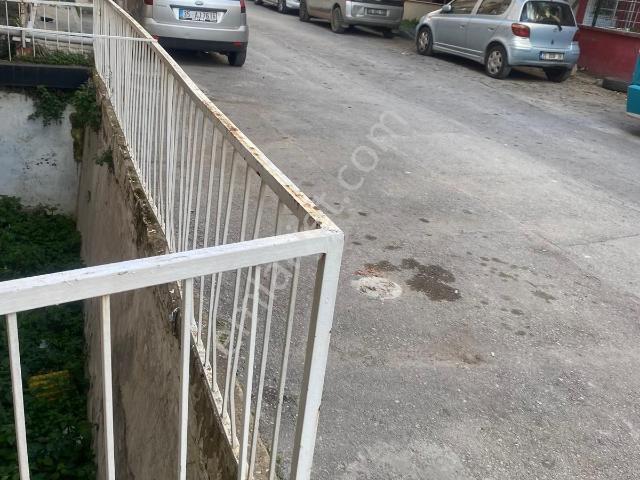 Bucalaleli Mah./uçanyolyakını/men.cad.arkası/bahçeli /3+1daire